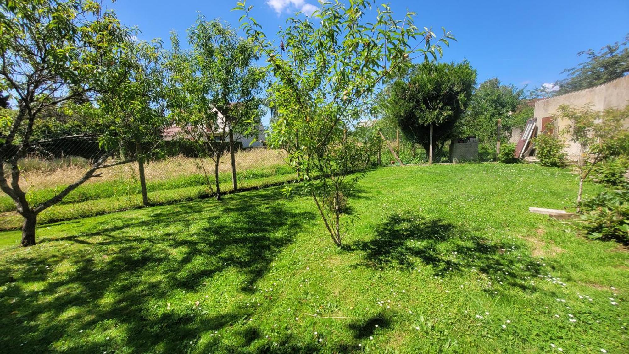 Le Truc En Plus, Accessibles Pmr, Appartement 45 M2 Mitoyen Dans Une Maison Avec Un Autre Appartement Guerard Luaran gambar